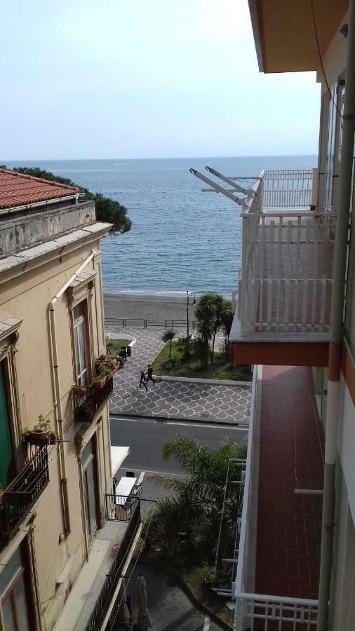 Apartament La Parigina - La Casa Al Mare A Maiori Zewnętrze zdjęcie